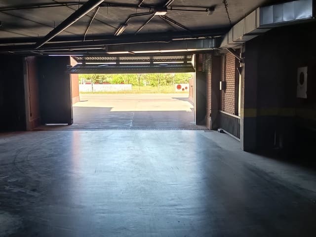Garage in vendita in Ensanche de Vallecas, Madrid città - 18.000 € (Rif: 10038633)