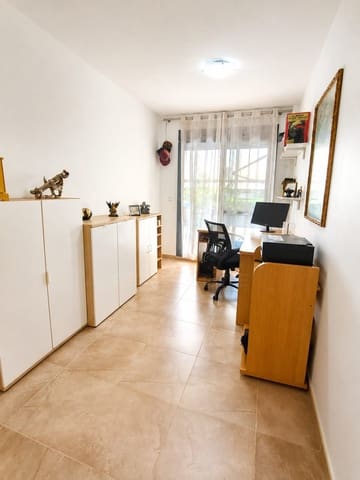 2 sovrum Lägenhet till salu i Sant Jordi med pool - 175 000 € (Ref: 10038635)