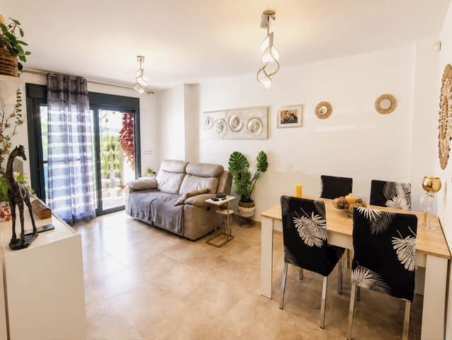 2 sovrum Lägenhet till salu i Sant Jordi med pool - 175 000 € (Ref: 10038635)