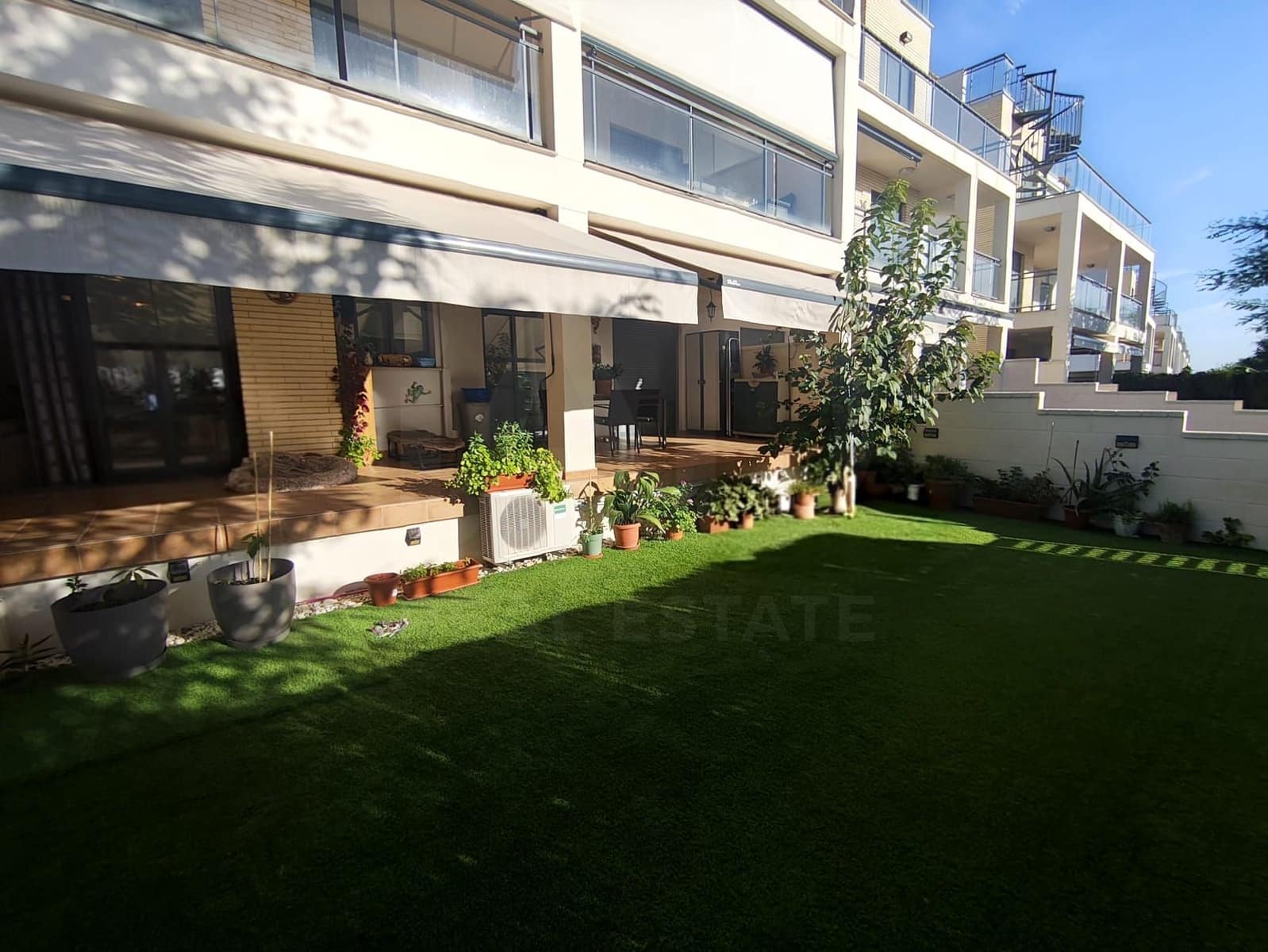 2 sovrum Lägenhet till salu i Sant Jordi med pool - 175 000 € (Ref: 10038635)