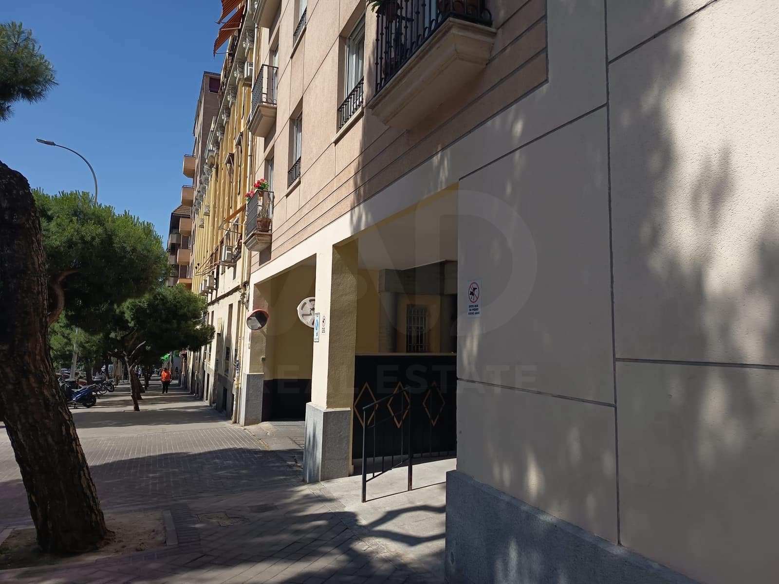 Garage for sale in Madrid city - € 36,500 (Ref: 10038640)