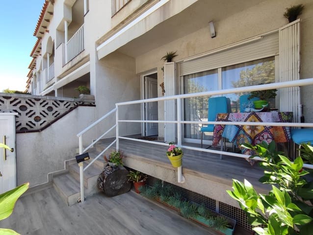 5 chambre Villa/Maison Mitoyenne à vendre à Cubelles - 355 000 € (Ref: 10038641)