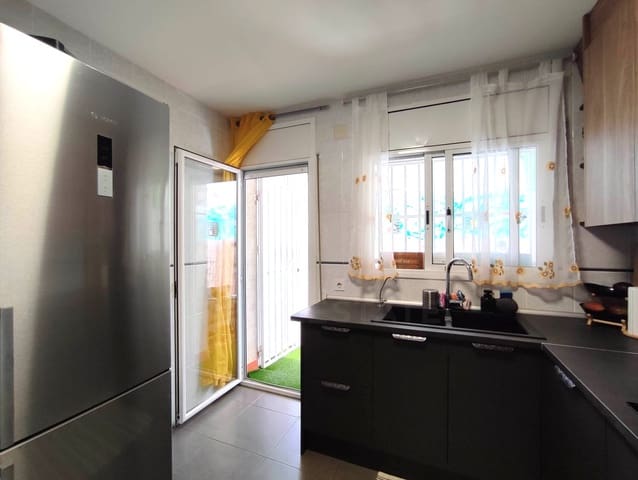 5 chambre Villa/Maison Mitoyenne à vendre à Cubelles - 355 000 € (Ref: 10038641)