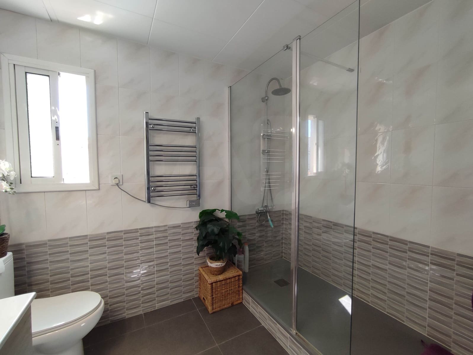 5 chambre Villa/Maison Mitoyenne à vendre à Cubelles - 355 000 € (Ref: 10038641)