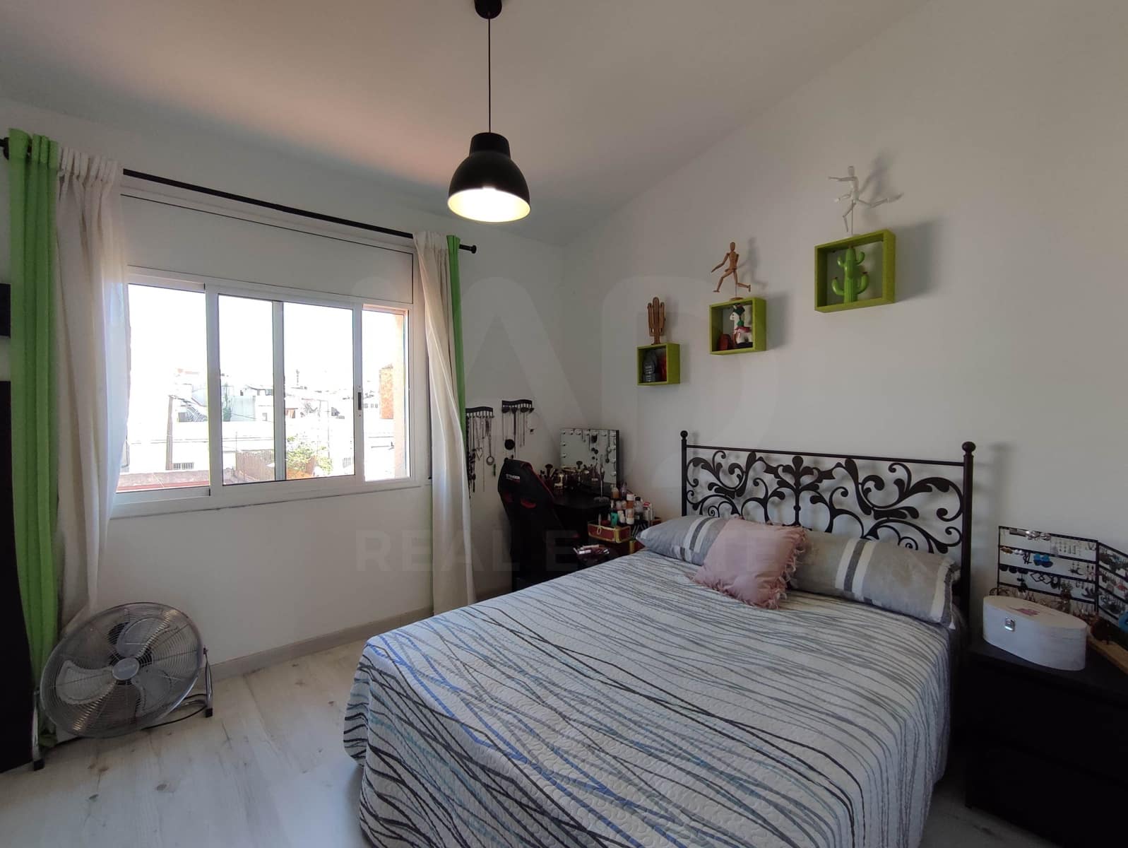 5 chambre Villa/Maison Mitoyenne à vendre à Cubelles - 355 000 € (Ref: 10038641)