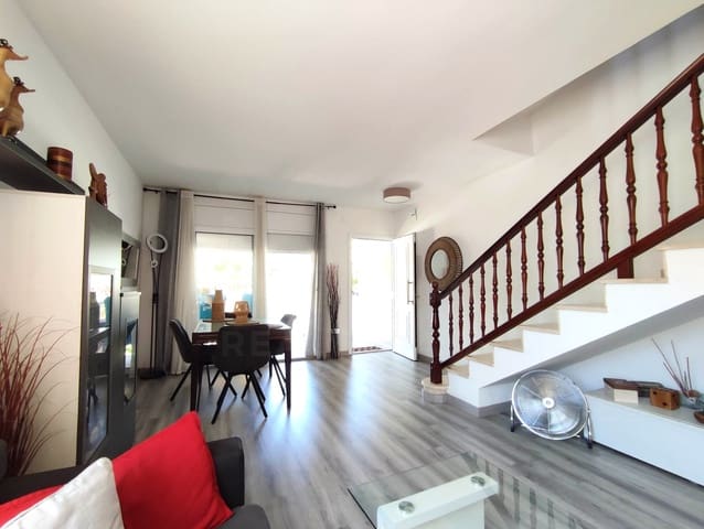 5 chambre Villa/Maison Mitoyenne à vendre à Cubelles - 355 000 € (Ref: 10038641)