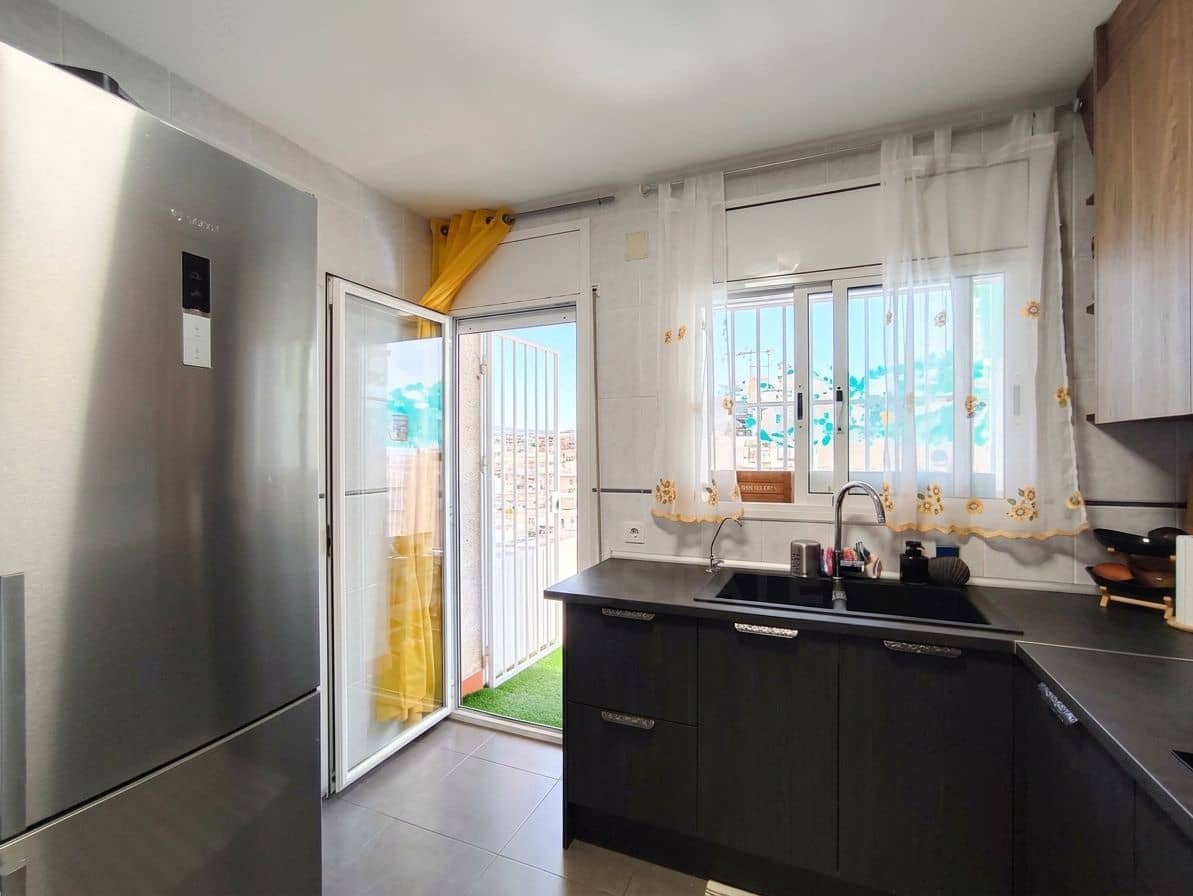 5 bedroom Terraced Villa for sale in Cubelles - € 349,000 (Ref: 10038641)