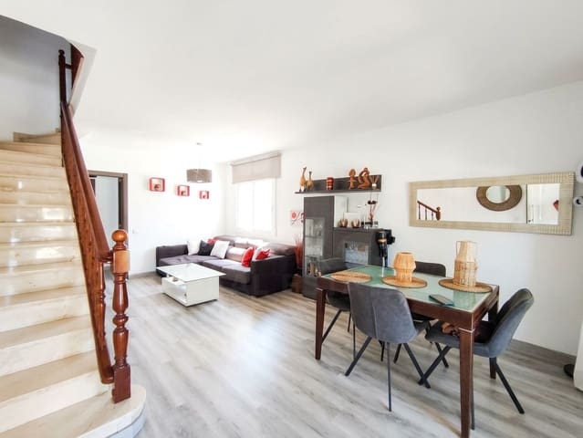 5 chambre Villa/Maison Mitoyenne à vendre à Cubelles - 349 000 € (Ref: 10038641)