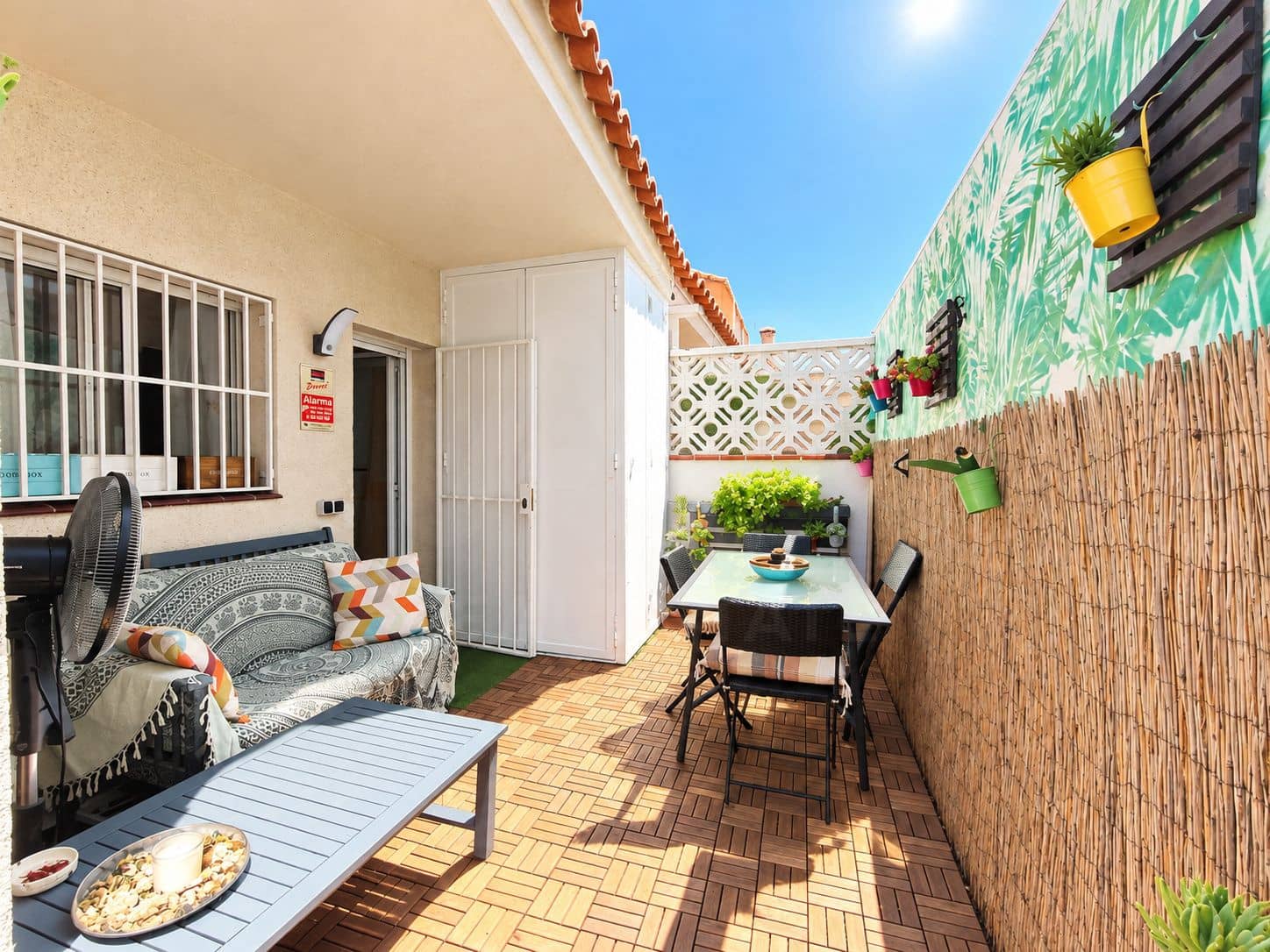 5 bedroom Terraced Villa for sale in Cubelles - € 349,000 (Ref: 10038641)