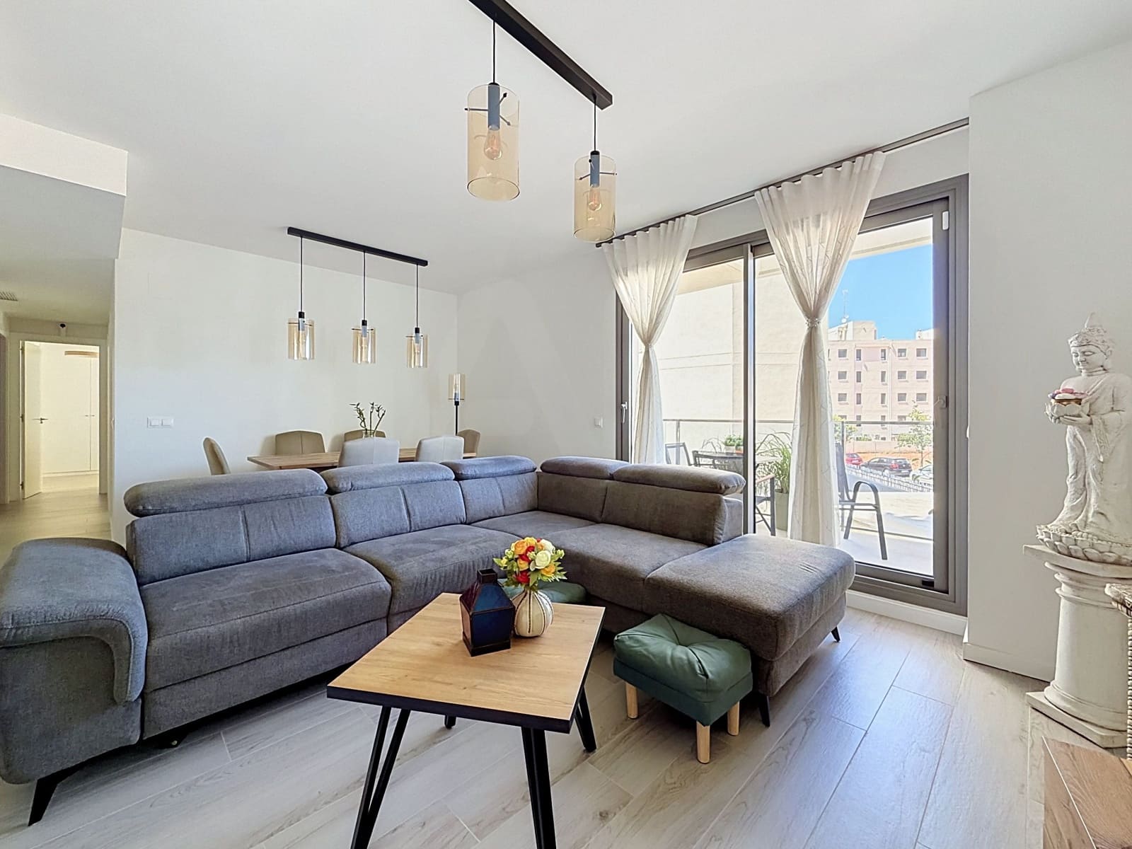 Apartamento de 3 habitaciones en Dénia en venta con piscina - 370.000 € (Ref: 10038642)