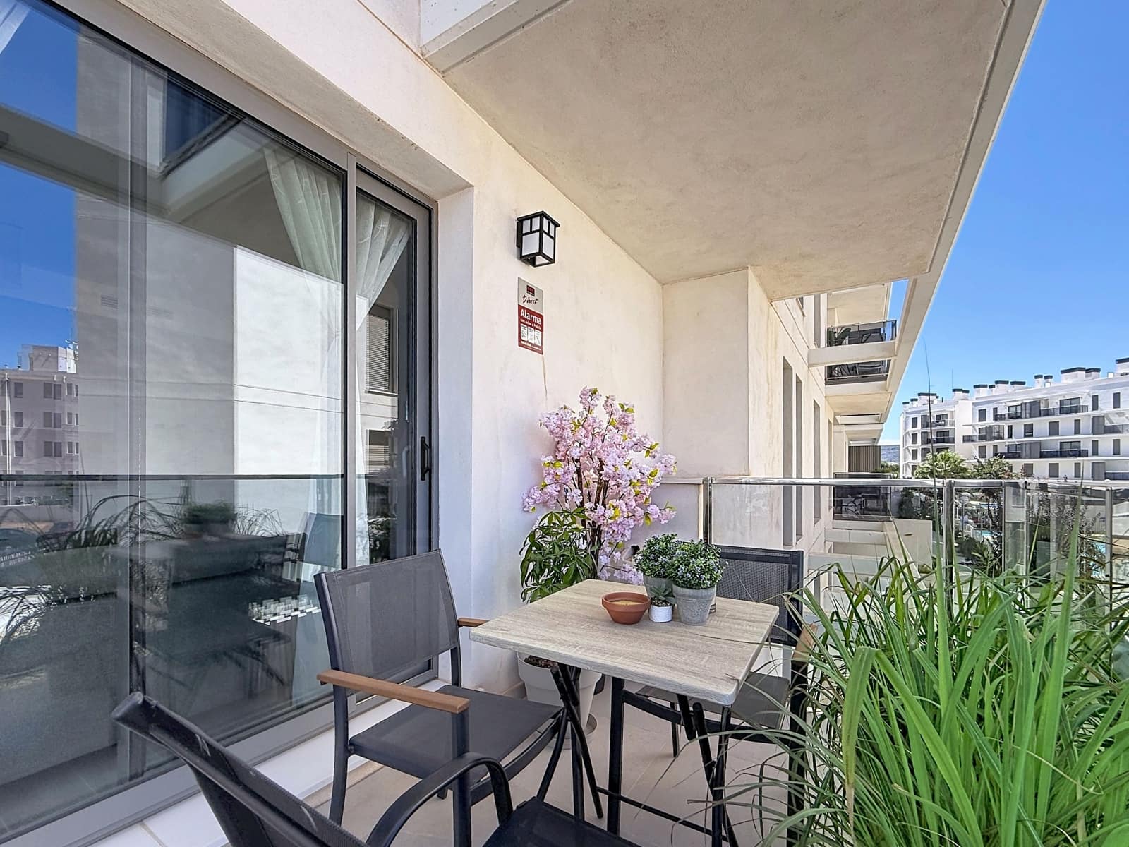 Apartamento de 3 habitaciones en Dénia en venta con piscina - 370.000 € (Ref: 10038642)