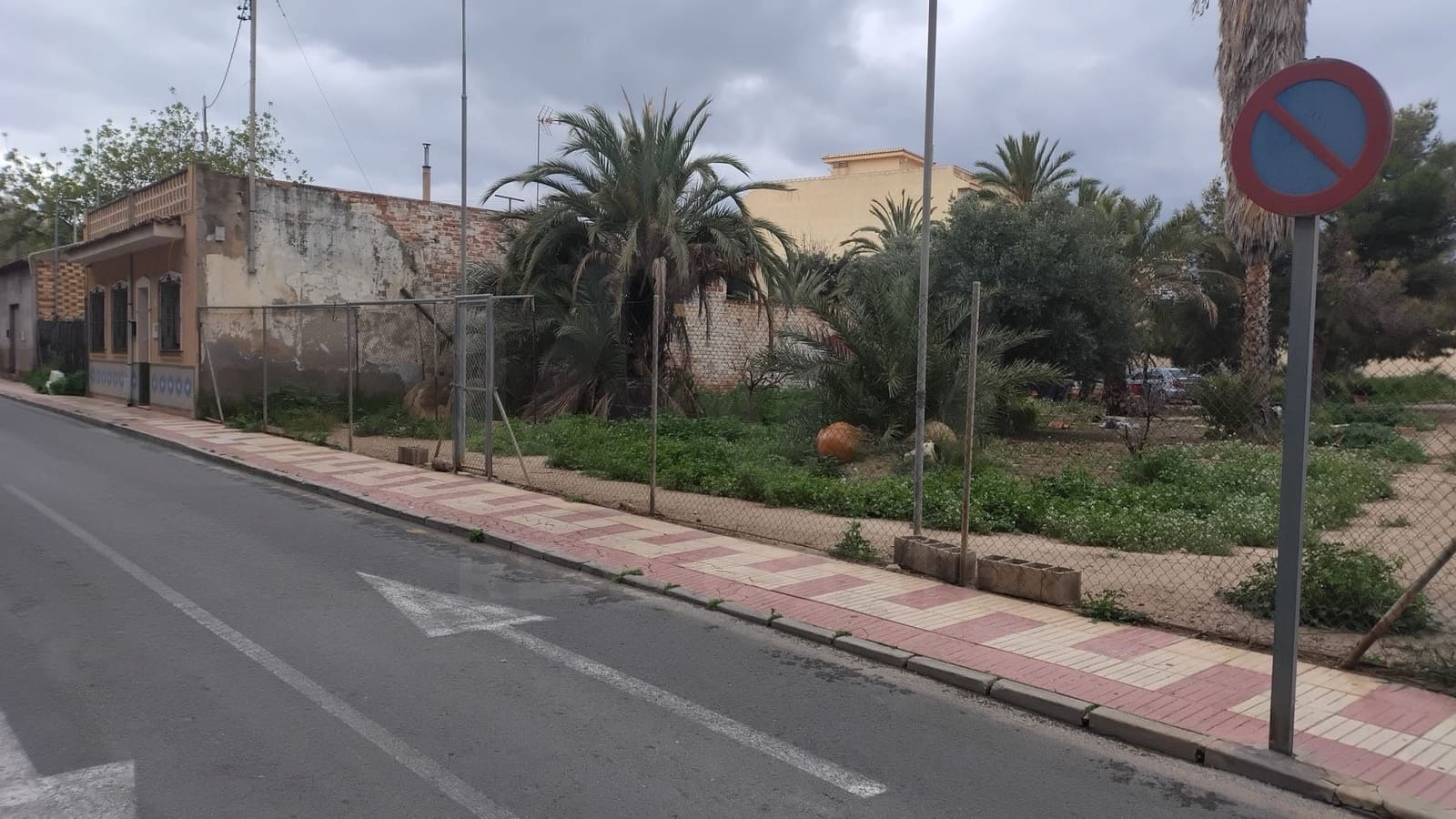 Byggetomt til salgs i El Campello - € 3 000 000 (Ref: 10038643)