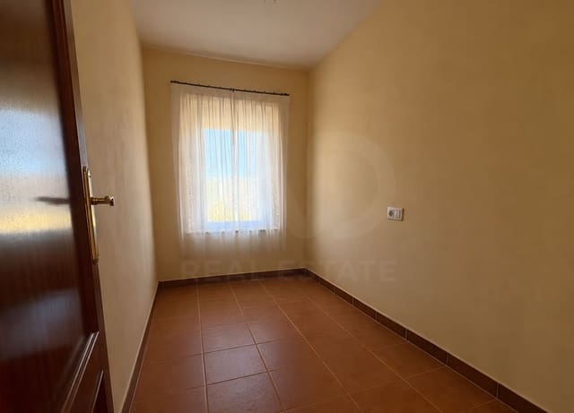 3 makuuhuone Huoneisto myytävänä paikassa Valdefresno - 65 000 € (Ref: 10038944)