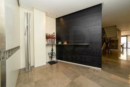 5 soverom Leilighet til salgs i Leon by med garasje - € 850 000 (Ref: 10039322)