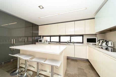 5 soverom Leilighet til salgs i Leon by med garasje - € 850 000 (Ref: 10039322)