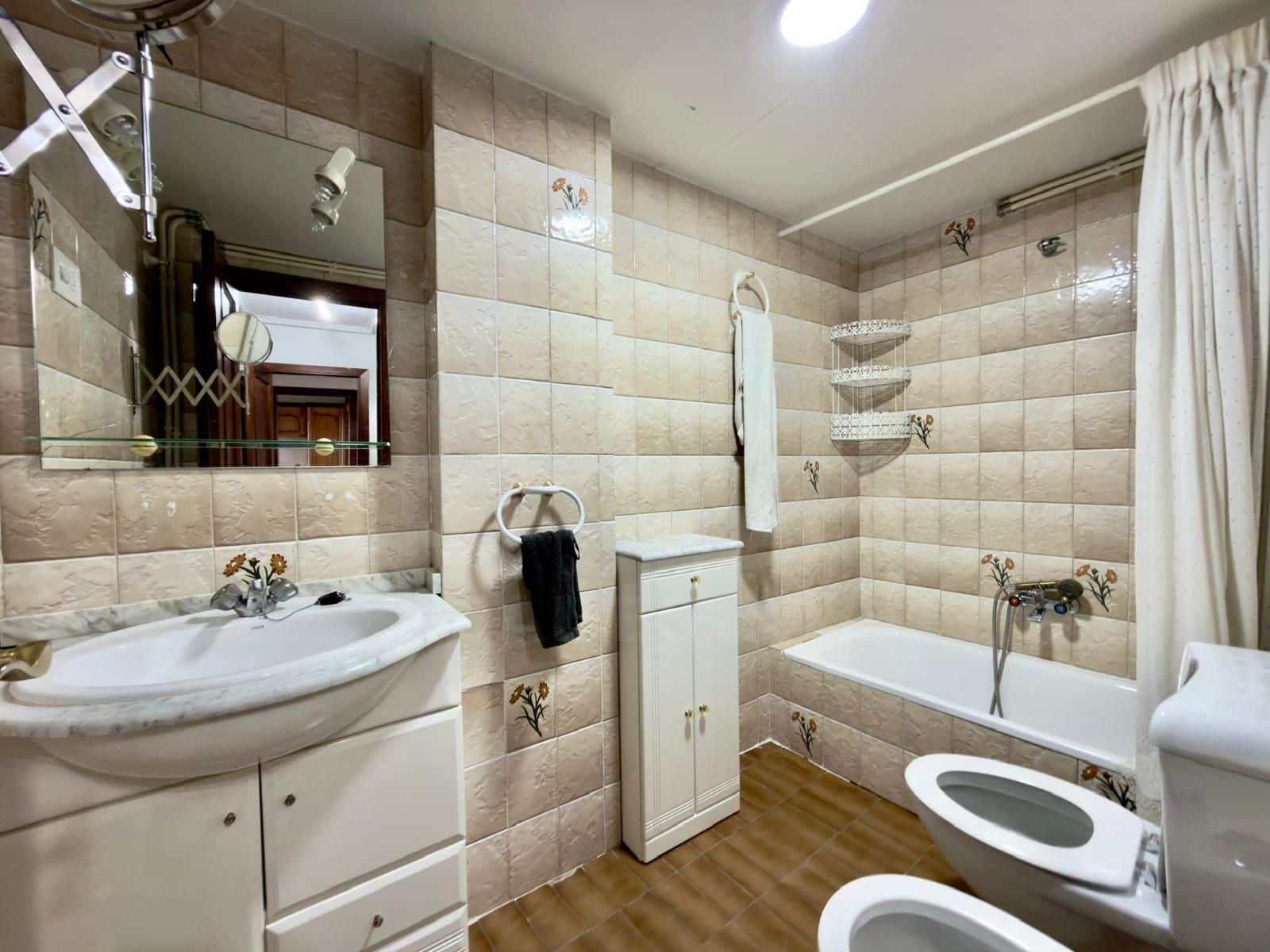 4 soverom Leilighet til salgs i Leon by med garasje - € 299 000 (Ref: 10039324)