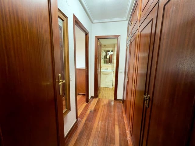 4 soverom Leilighet til salgs i Leon by med garasje - € 299 000 (Ref: 10039324)