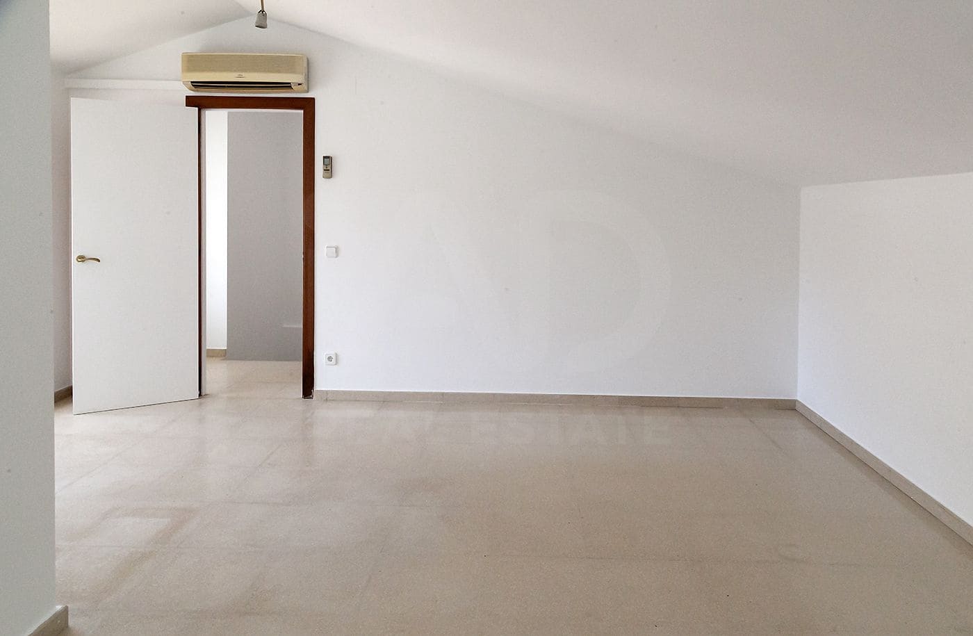 4 bedroom Penthouse for sale in Arenys de Munt - € 350,000 (Ref: 10039326)