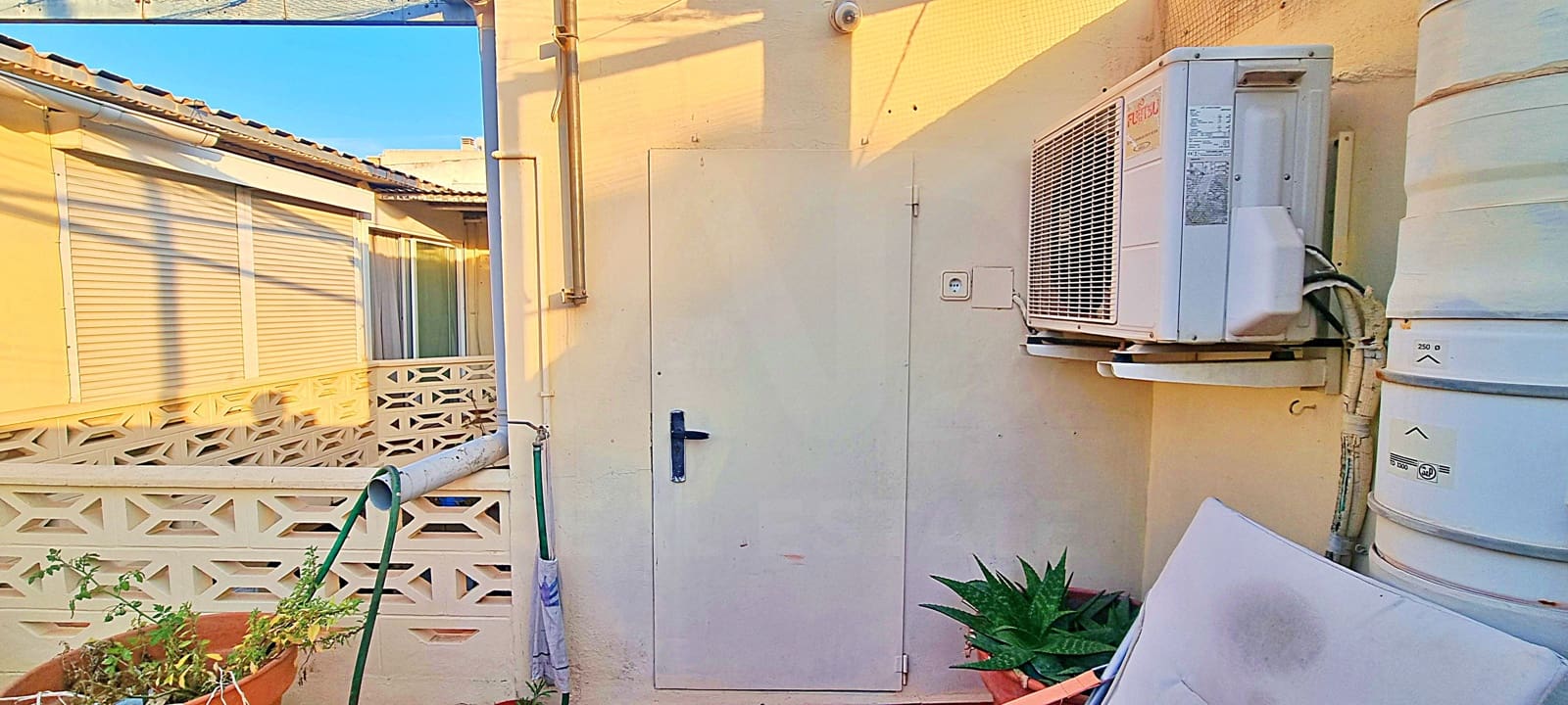 3 chambre Villa/Maison Mitoyenne à vendre à Alicante ville - 295 000 € (Ref: 10039330)