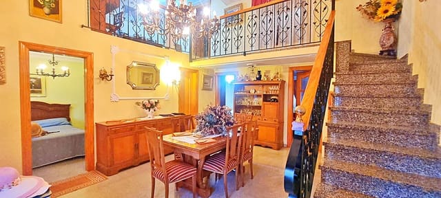 3 slaapkamer Rijtjeshuis te koop in San Agustín, Alicante stad - € 295.000 (Ref: 10039330)