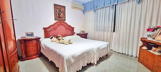3 slaapkamer Rijtjeshuis te koop in San Agustín, Alicante stad - € 295.000 (Ref: 10039330)