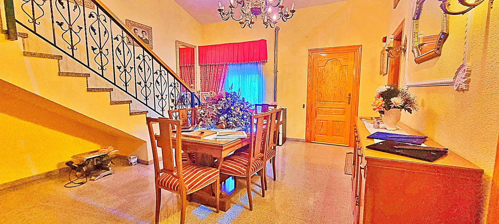 3 sovrum Radhus till salu i Alicante stad - 295 000 € (Ref: 10039330)