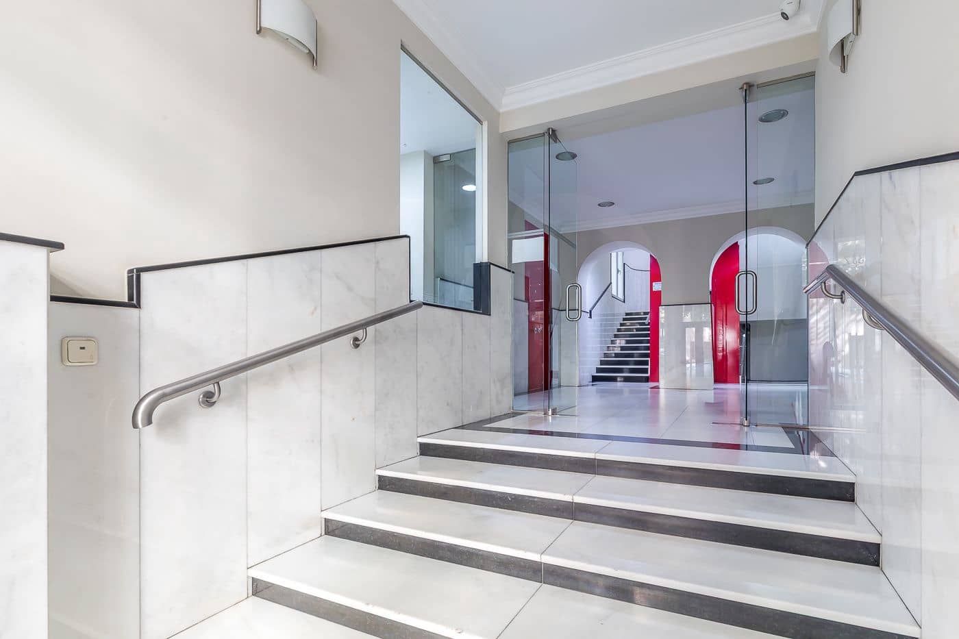 4 bedroom Apartment for sale in Madrid city - € 900,000 (Ref: 10039331)