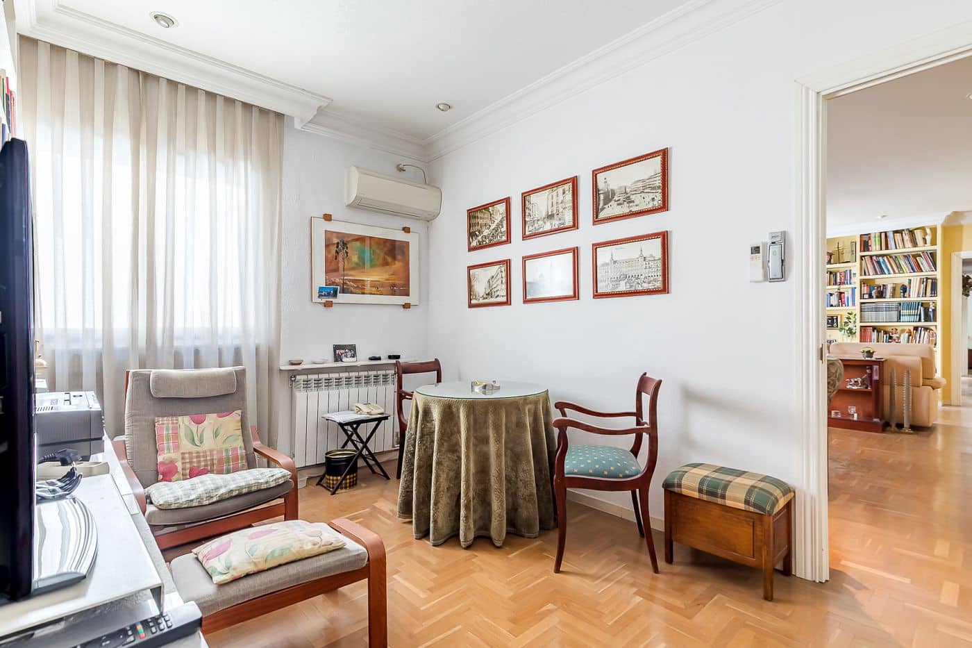 4 bedroom Apartment for sale in Madrid city - € 900,000 (Ref: 10039331)
