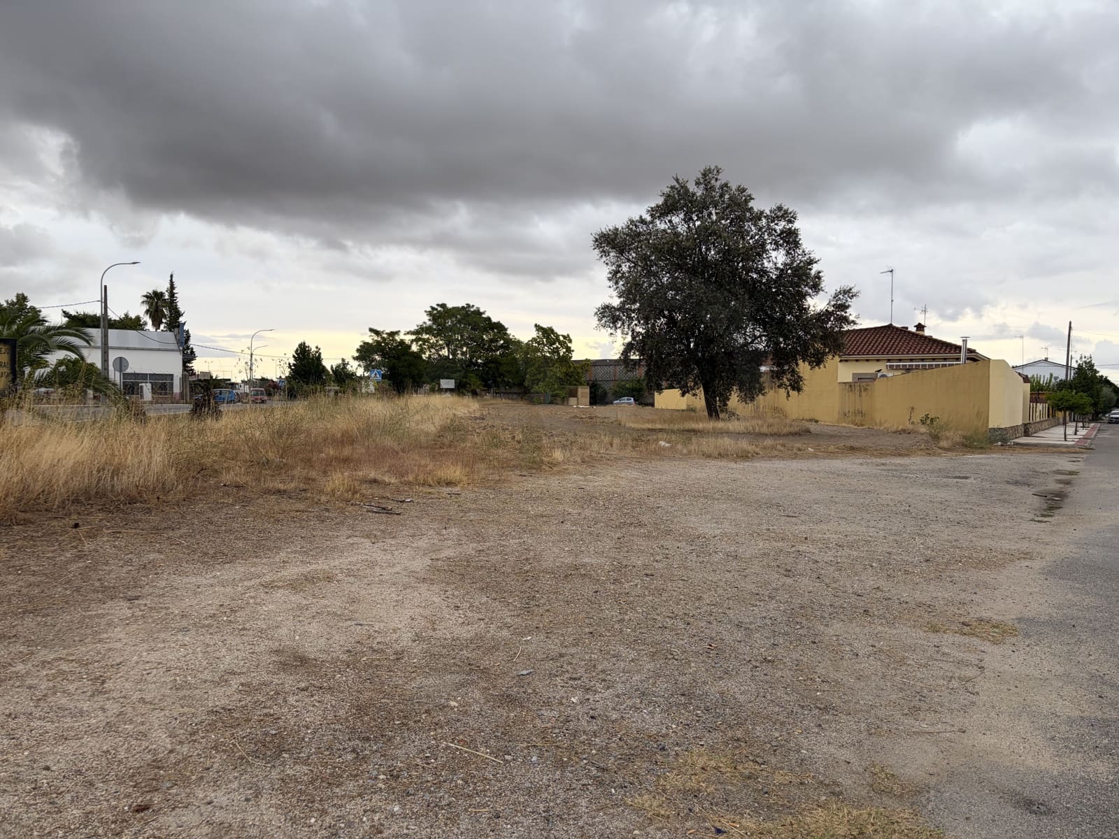 Ubebygd land til salgs i Tietar - € 143 120 (Ref: 10039336)