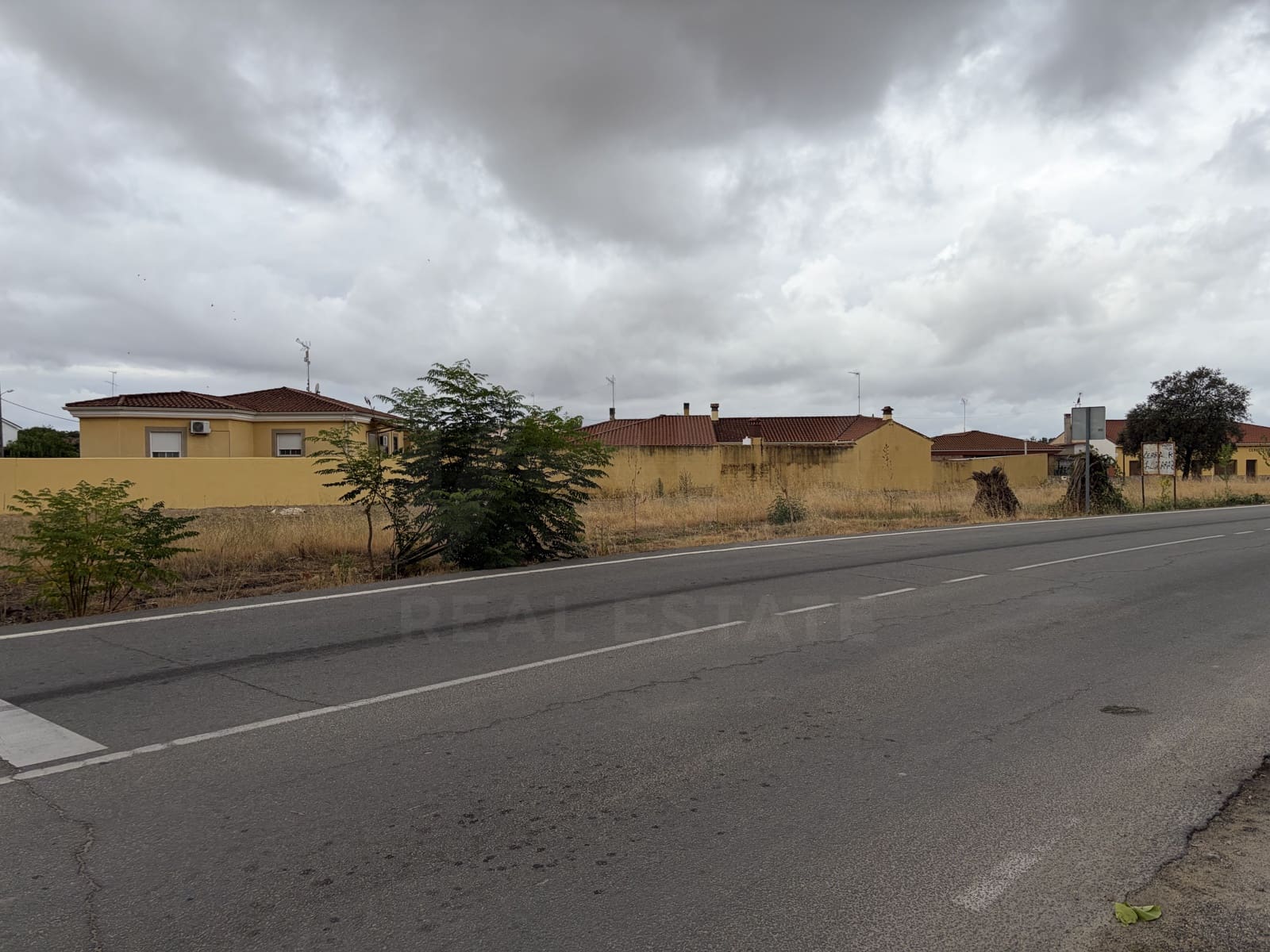 Ubebygd land til salgs i Tietar - € 143 120 (Ref: 10039336)