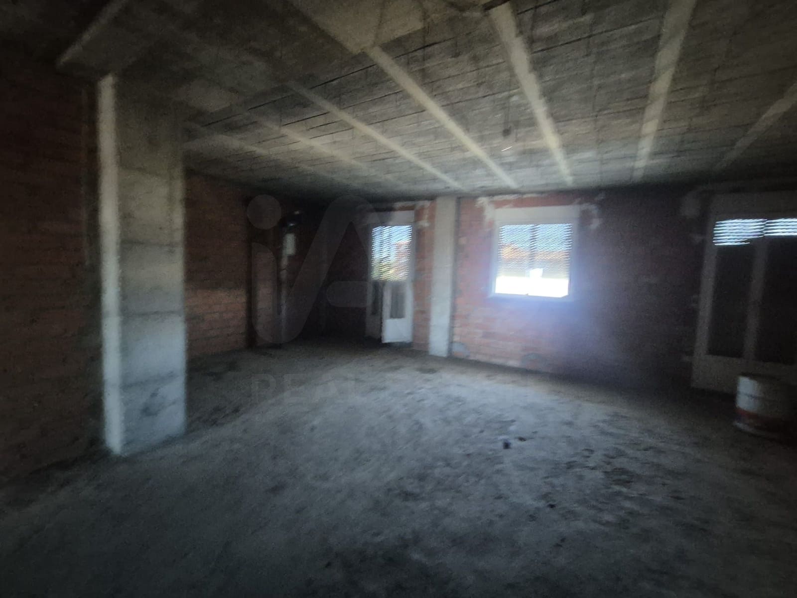Erhverv til salg i Guijuelo - € 190.000 (Ref: 10039338)