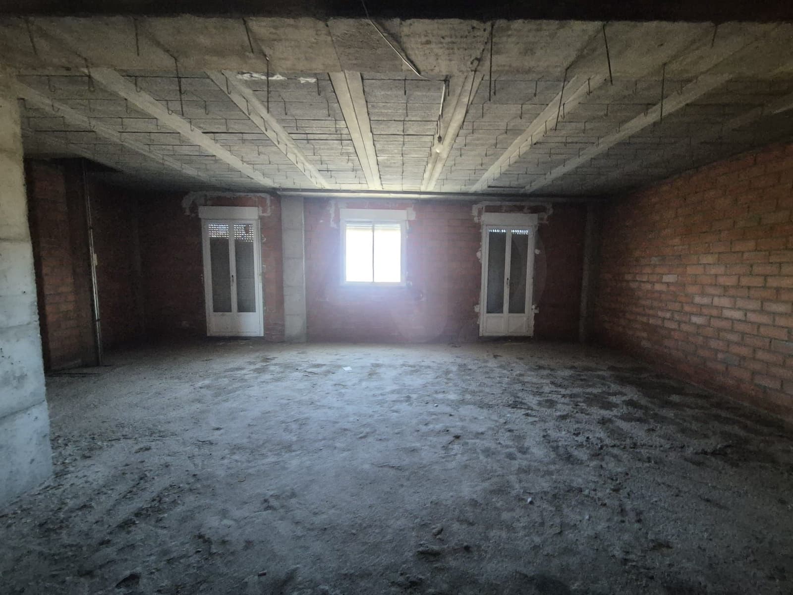 Erhverv til salg i Guijuelo - € 190.000 (Ref: 10039338)