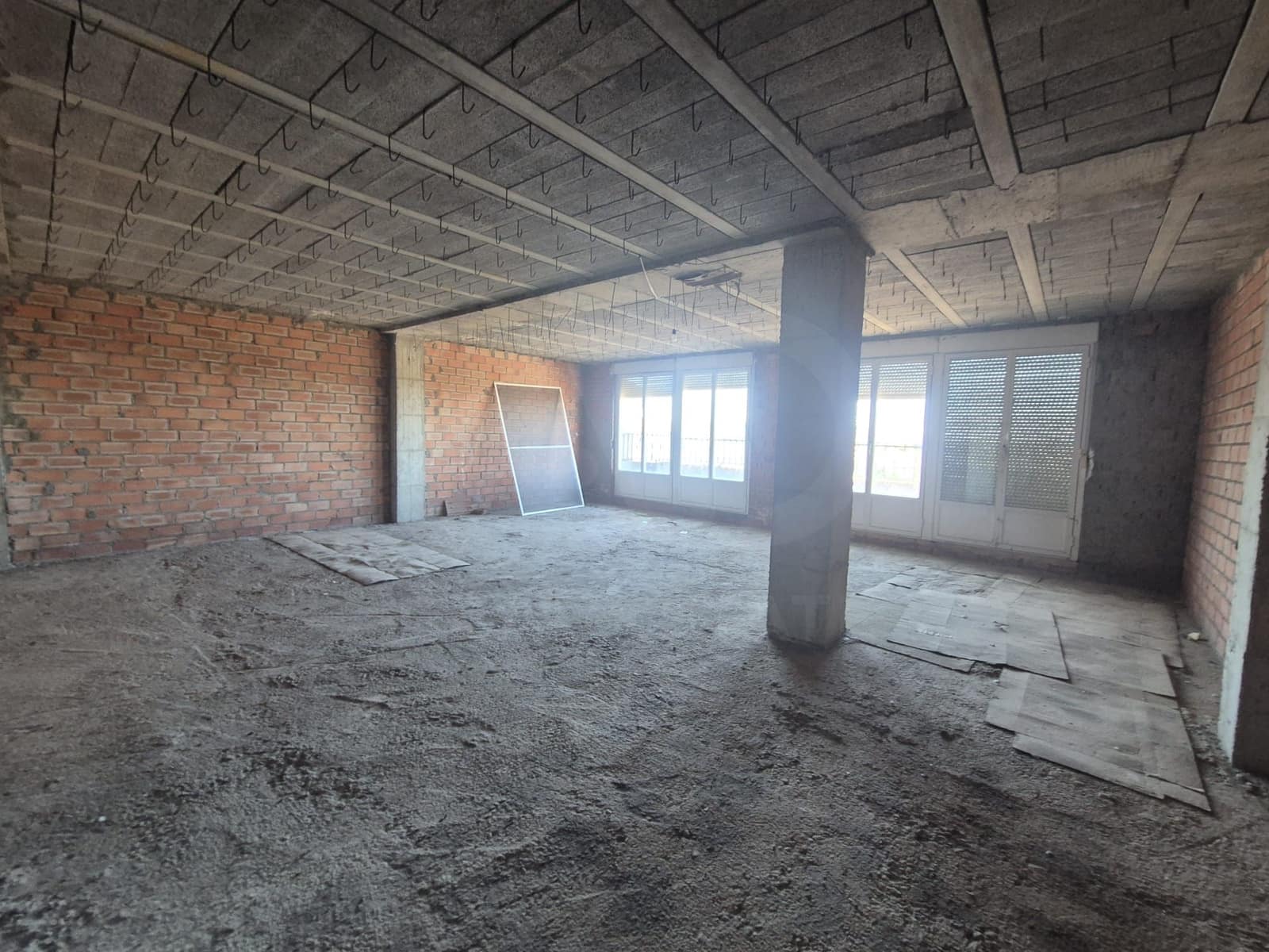 Erhverv til salg i Guijuelo - € 190.000 (Ref: 10039338)