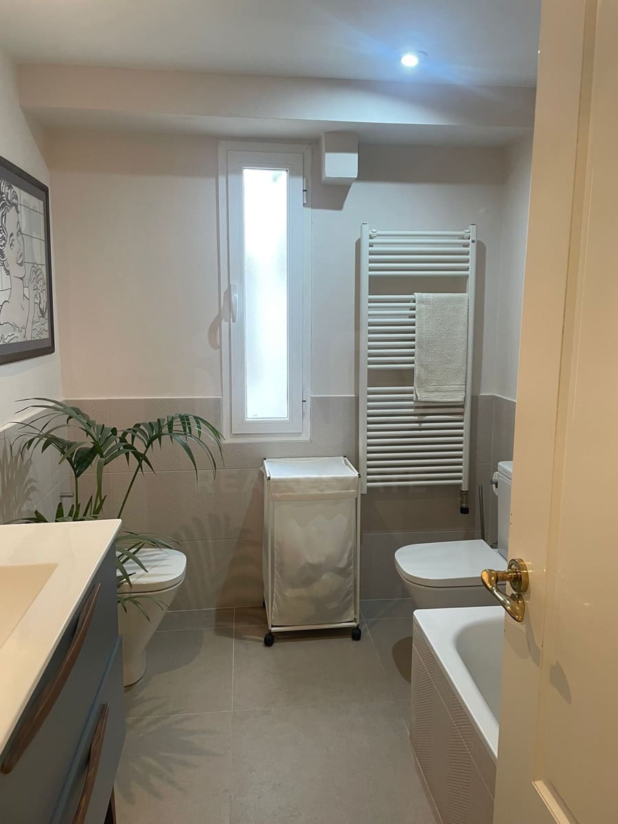 3 sypialnia Apartament na sprzedaż w Miasto Leon - 215 000 € (Ref: 10039339)