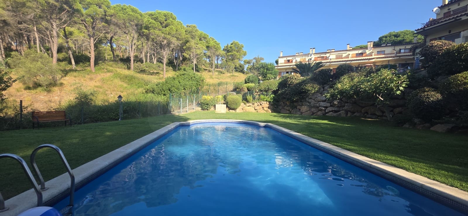 3 soveværelse Rækkehus til salg i Torroella de Montgri med swimmingpool garage - € 280.000 (Ref: 10040260)