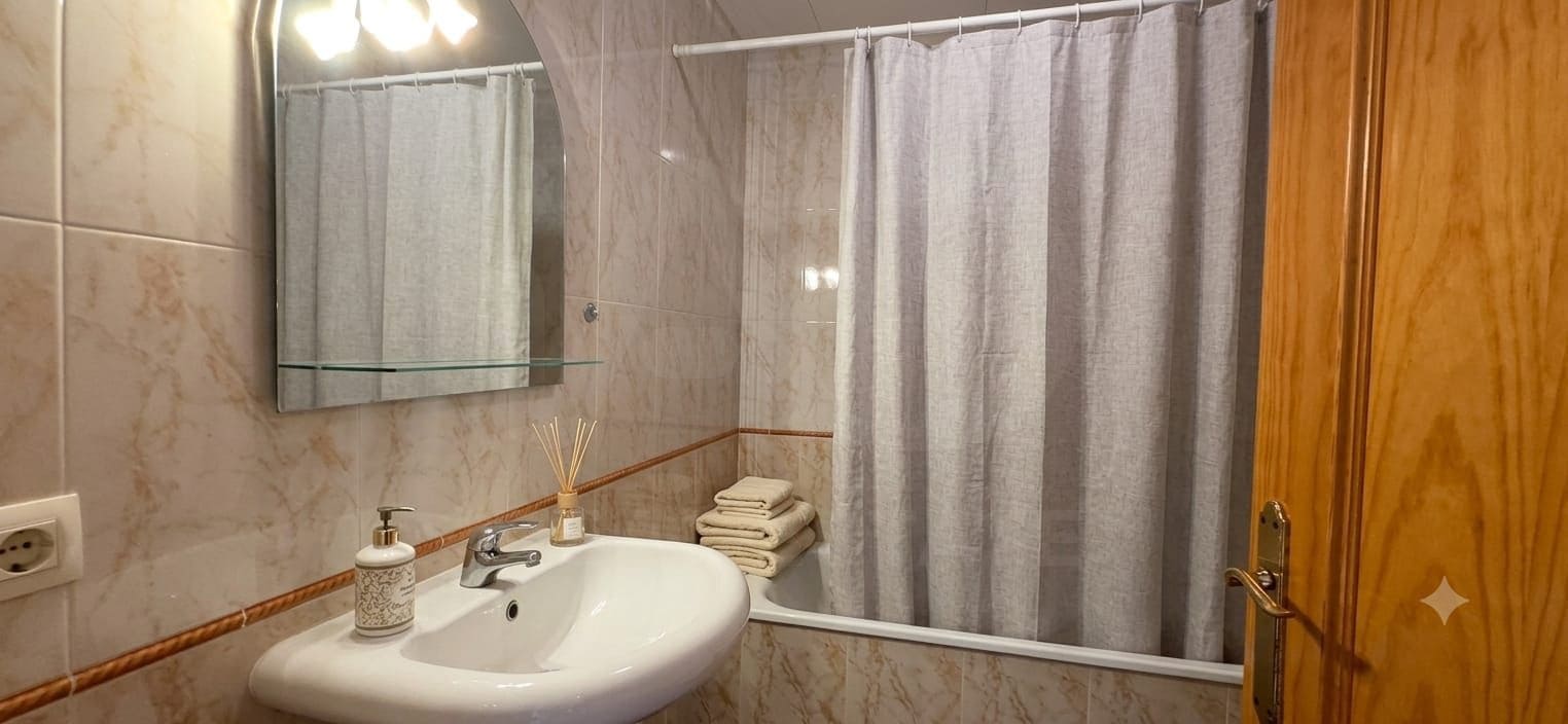 3 quarto Moradia em Banda para venda em Torroella de Montgri com piscina garagem - 280 000 € (Ref: 10040260)
