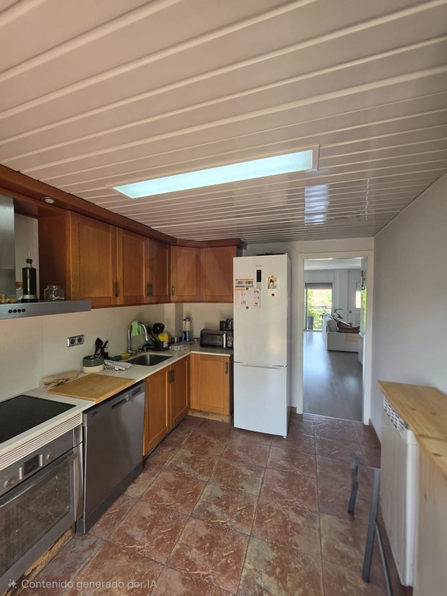 3 bedroom Apartment for sale in Sant Joan de Vilatorrada - € 290,000 (Ref: 10040261)
