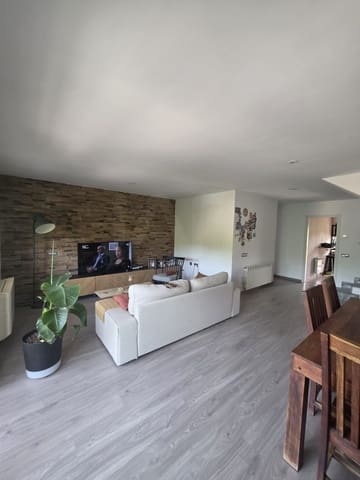 3 bedroom Apartment for sale in Sant Joan de Vilatorrada - € 290,000 (Ref: 10040261)