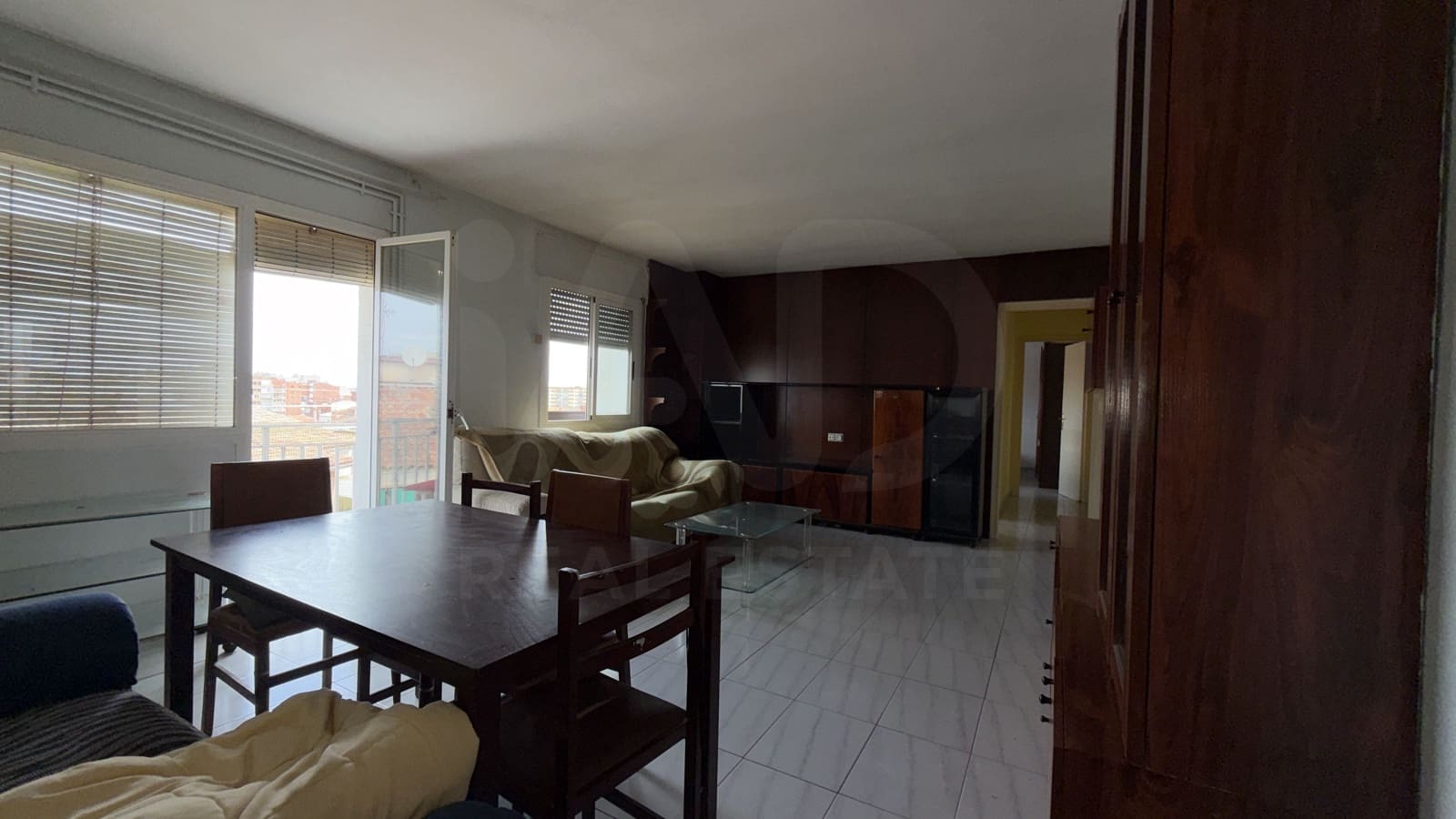 3 bedroom Apartment for sale in Lleida city - € 135,000 (Ref: 10040264)