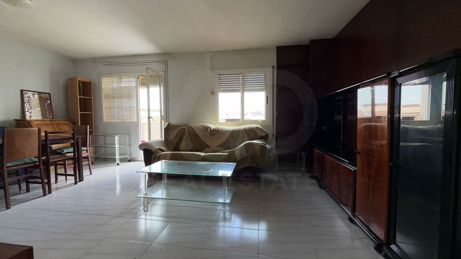 3 bedroom Apartment for sale in Lleida city - € 135,000 (Ref: 10040264)