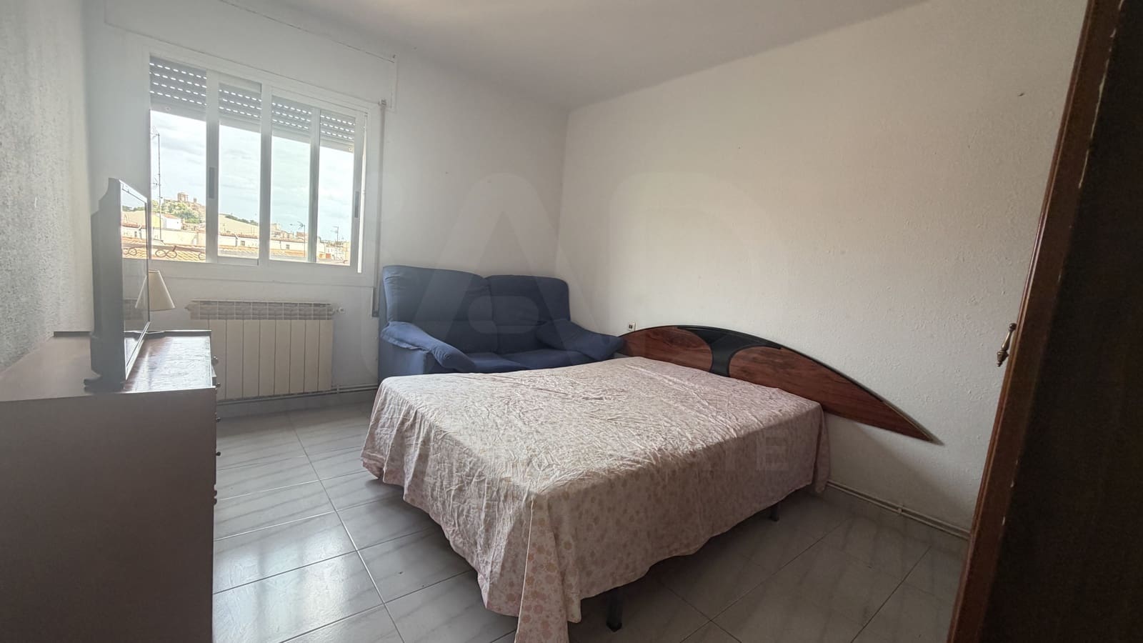 3 bedroom Apartment for sale in Lleida city - € 135,000 (Ref: 10040264)