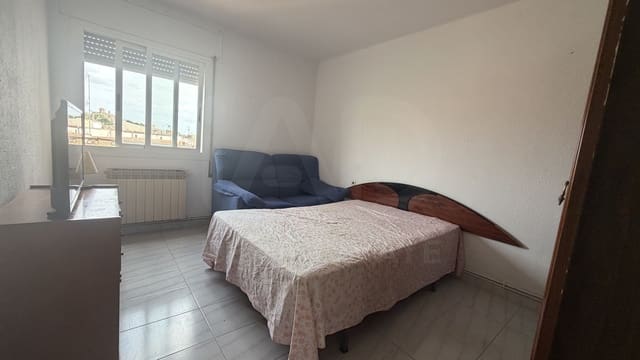 3 soveværelse Lejlighed til salg i Lleida by - € 135.000 (Ref: 10040264)
