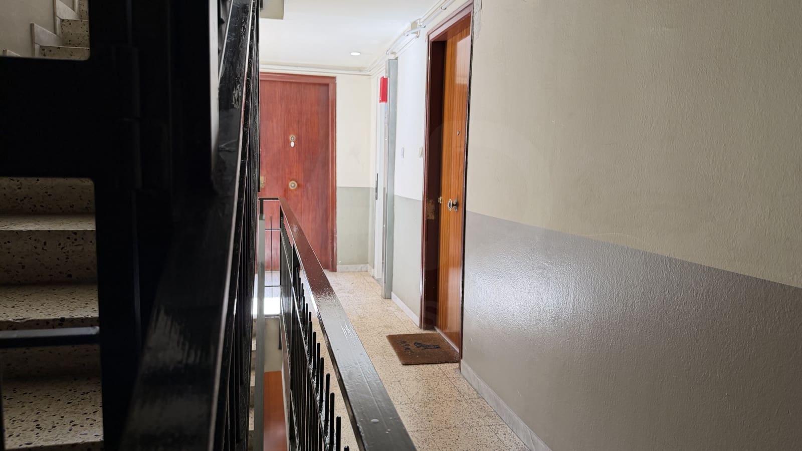 3 bedroom Apartment for sale in Lleida city - € 135,000 (Ref: 10040264)