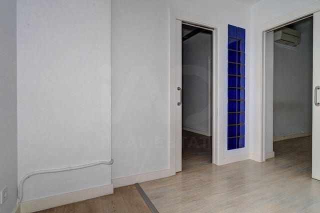 Erhverv til leje i Bilbao - € 650 (Ref: 10040271)
