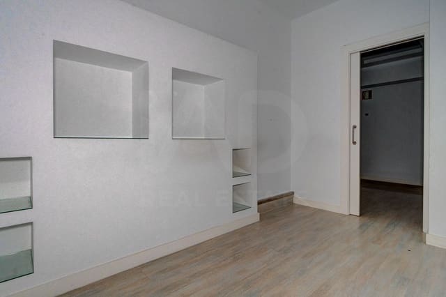 Erhverv til leje i Bilbao - € 650 (Ref: 10040271)