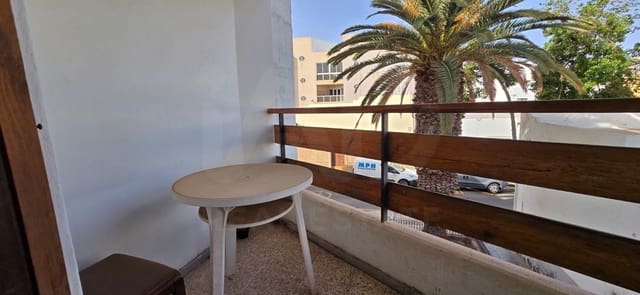 14 quarto Comercial para venda em Arrecife com garagem - 548 000 € (Ref: 10040273)