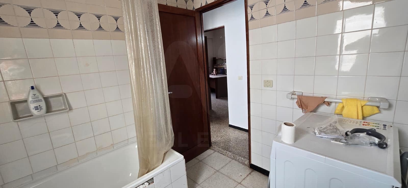 14 quarto Comercial para venda em Arrecife com garagem - 548 000 € (Ref: 10040273)
