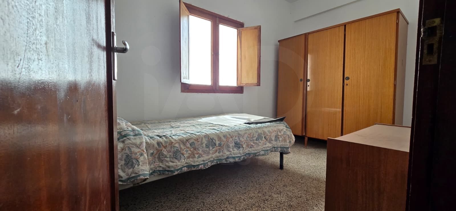 14 quarto Comercial para venda em Arrecife com garagem - 548 000 € (Ref: 10040273)