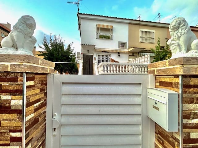 4 quarto Casa em Banda para venda em Oropesa  - 260 000 € (Ref: 10041186)