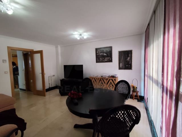 3 sovrum Radhus till salu i Miranda de Ebro - 315 000 € (Ref: 10042041)